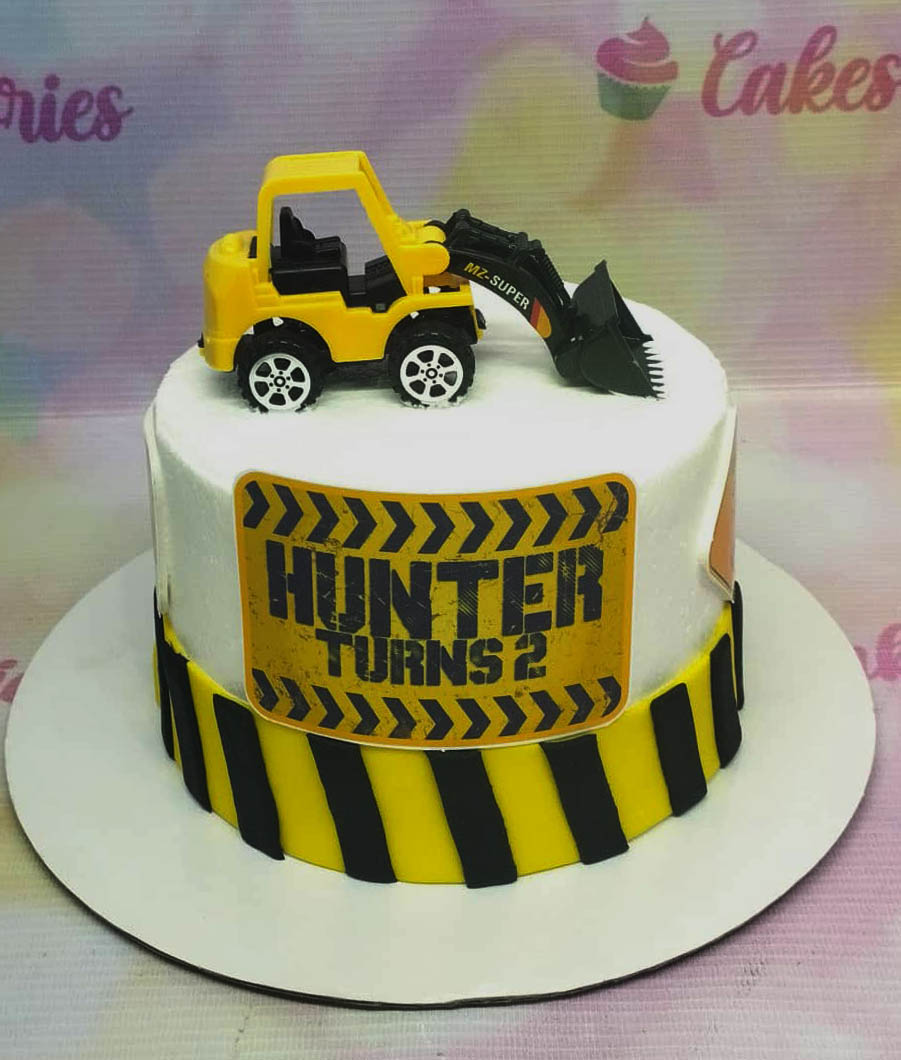 Yellow digger cake