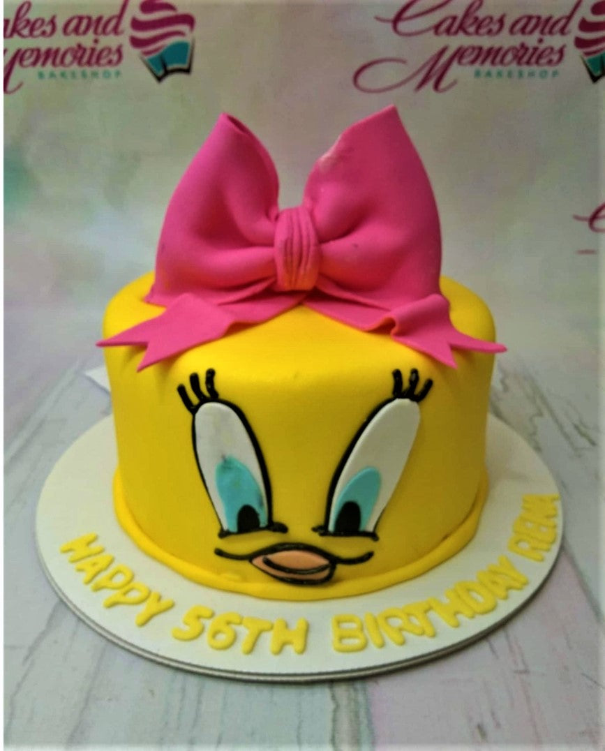 Coolest Homemade Looney Tune Tweety Cake Ideas