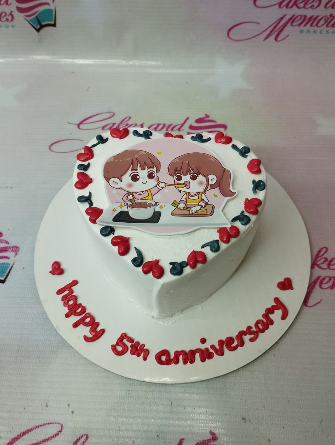 5th Anniversary Fondant Cake | Anniversary Cakes