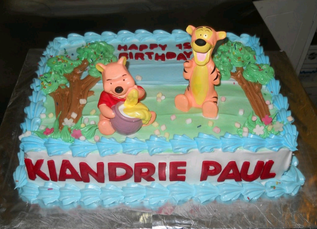Coolest Homemade Pooh and Hunny Pot Birthday Cake