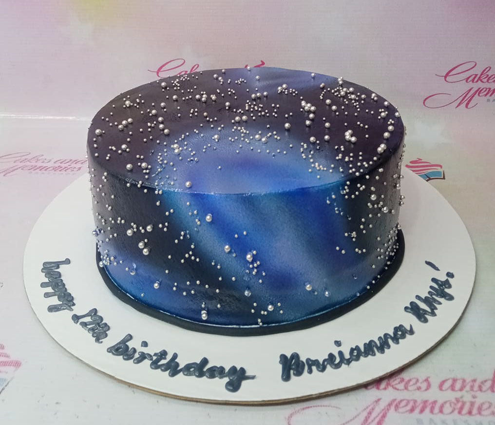 Space Cake - 1128 – Cakes and Memories Bakeshop
