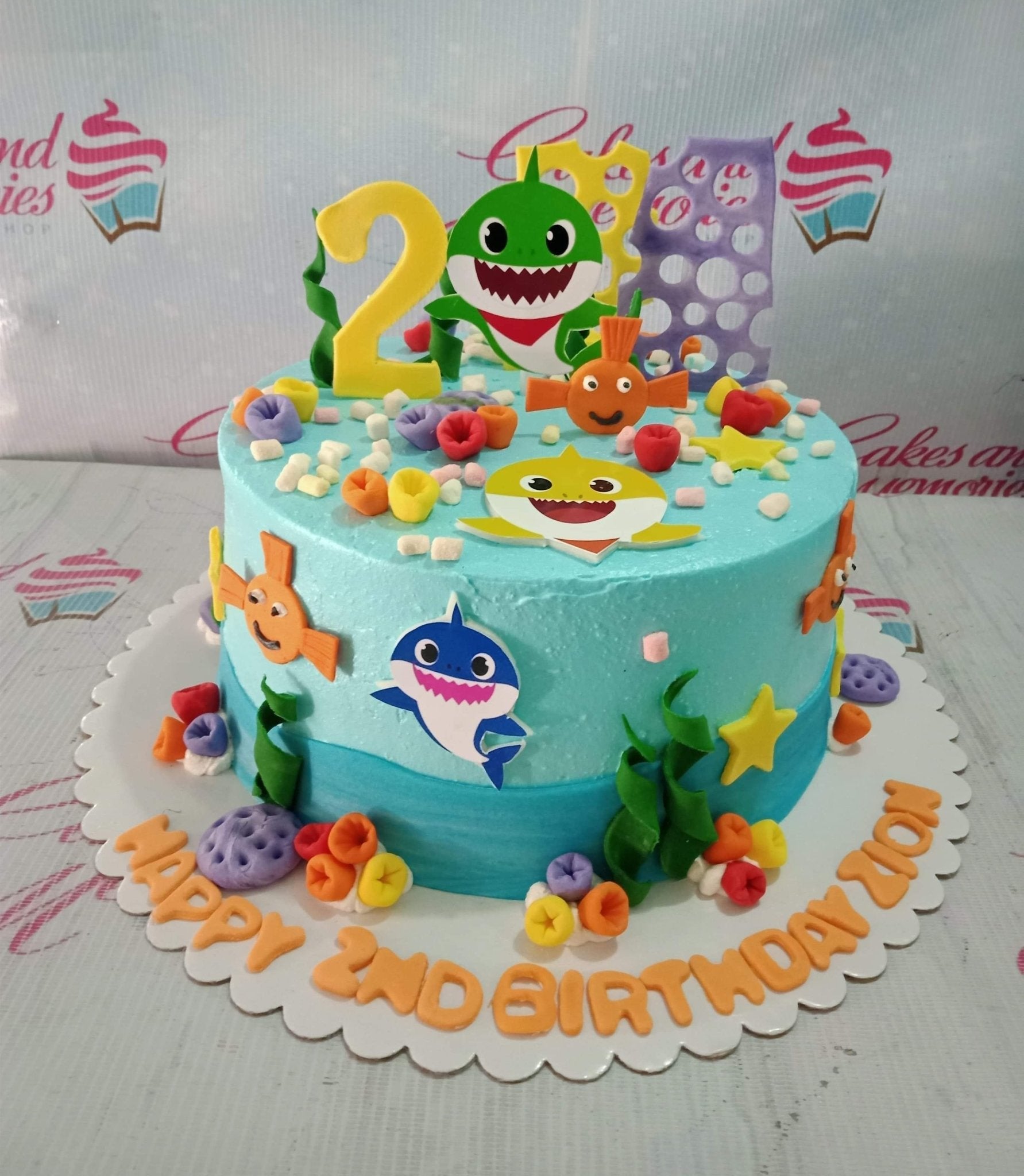 Baby Shark Birthday Cake Tutorial - YouTube