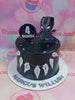 This beautiful Avengers cake is great for any Superhero fan. Perfect for a Kids Birthday, it features a Black Panther topper with all the iconic details of T'Chaka and T'Challa. It is sure to be a hit with all the Marvel, Avengers and Superhero fans.
