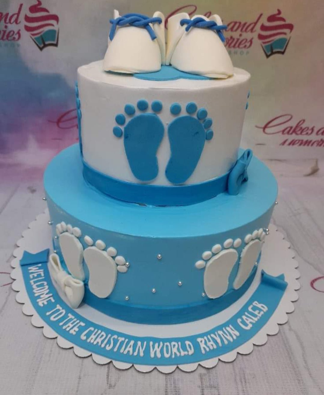 How to Make a Beautiful Number Cake - Aloha Botts & Tots | Diy birthday cake,  Number 2 cakes, Number cakes