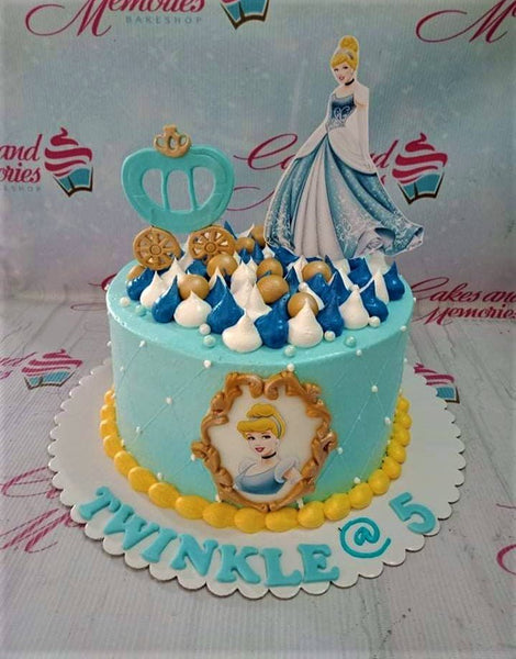 Cinderella Cake with Photo 3