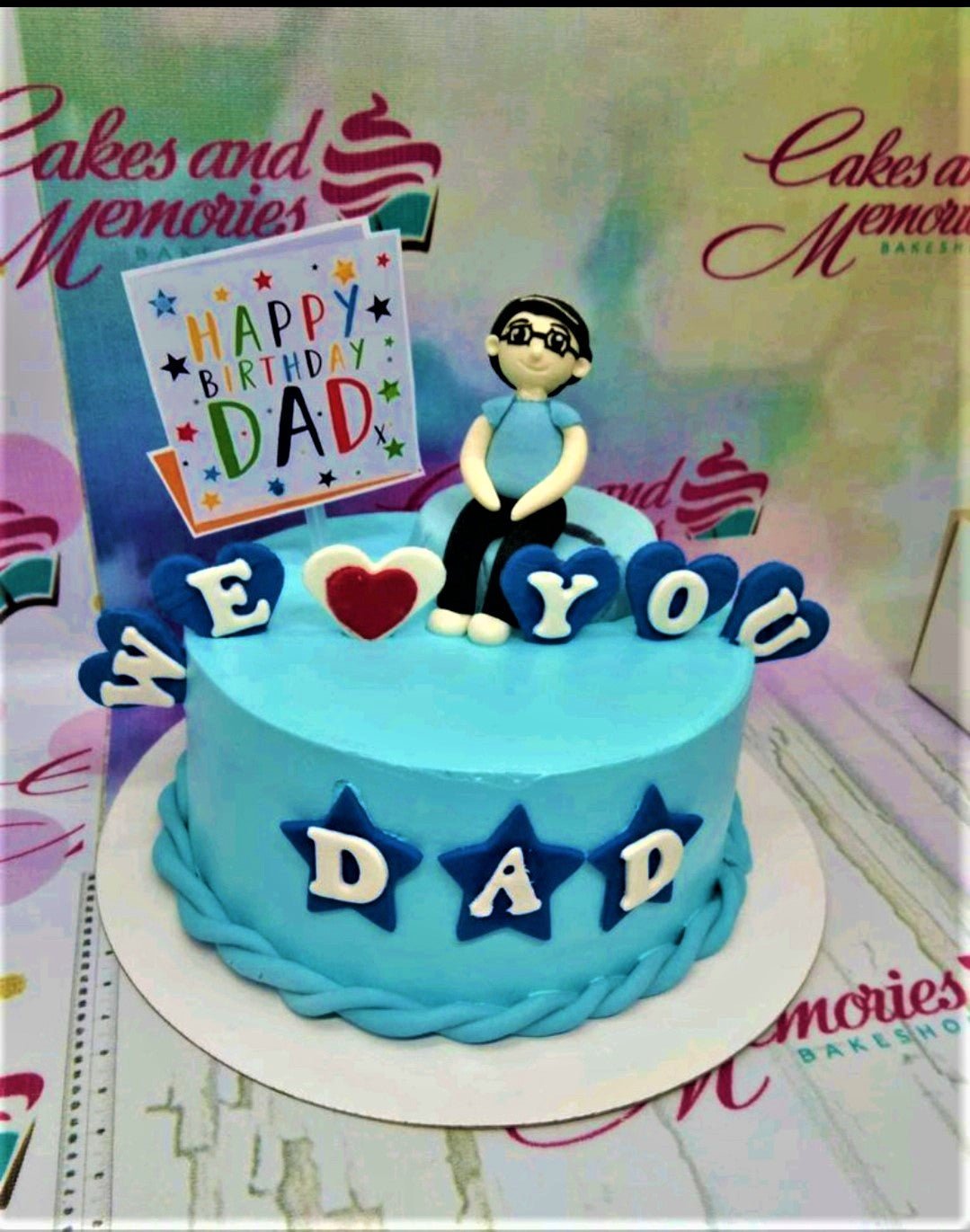 Dad's Birthday Fondant Cake, 24x7 Home delivery of Cake in RAMAKRISHNA MUTT  ROAD, Banglore
