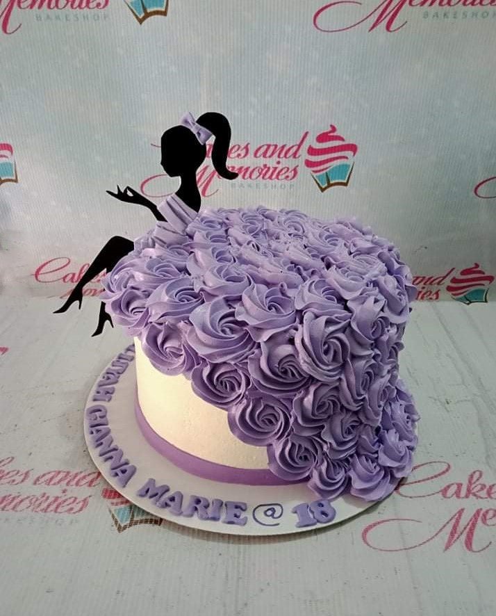 20 Jaw Dropping Winter Cakes : Pink & Purple Winter Cake