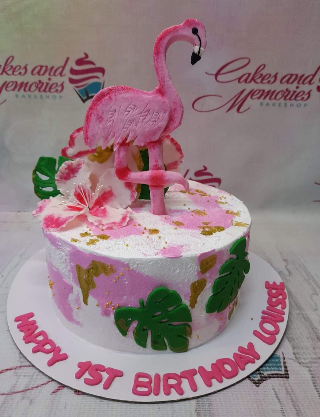 Flamingo Pink Cake | bakehoney.com