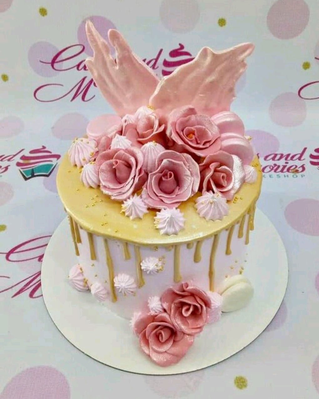 Buy/Send Full Of Roses Designer Cake- 1 Kg Online- FNP