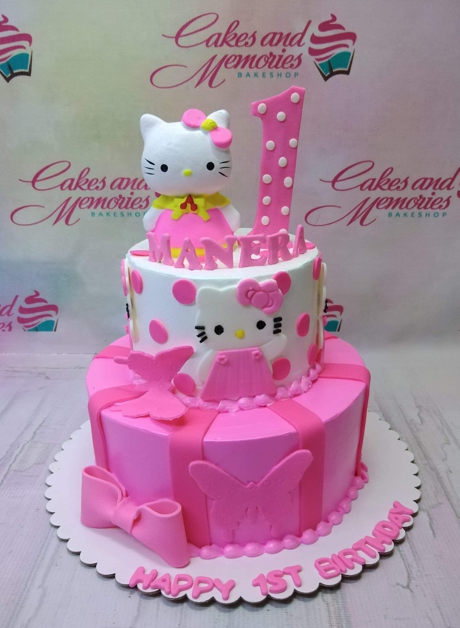 Pin by jemina on cake | Hello kitty birthday cake, Hello kitty cake, Hello  kitty birthday theme