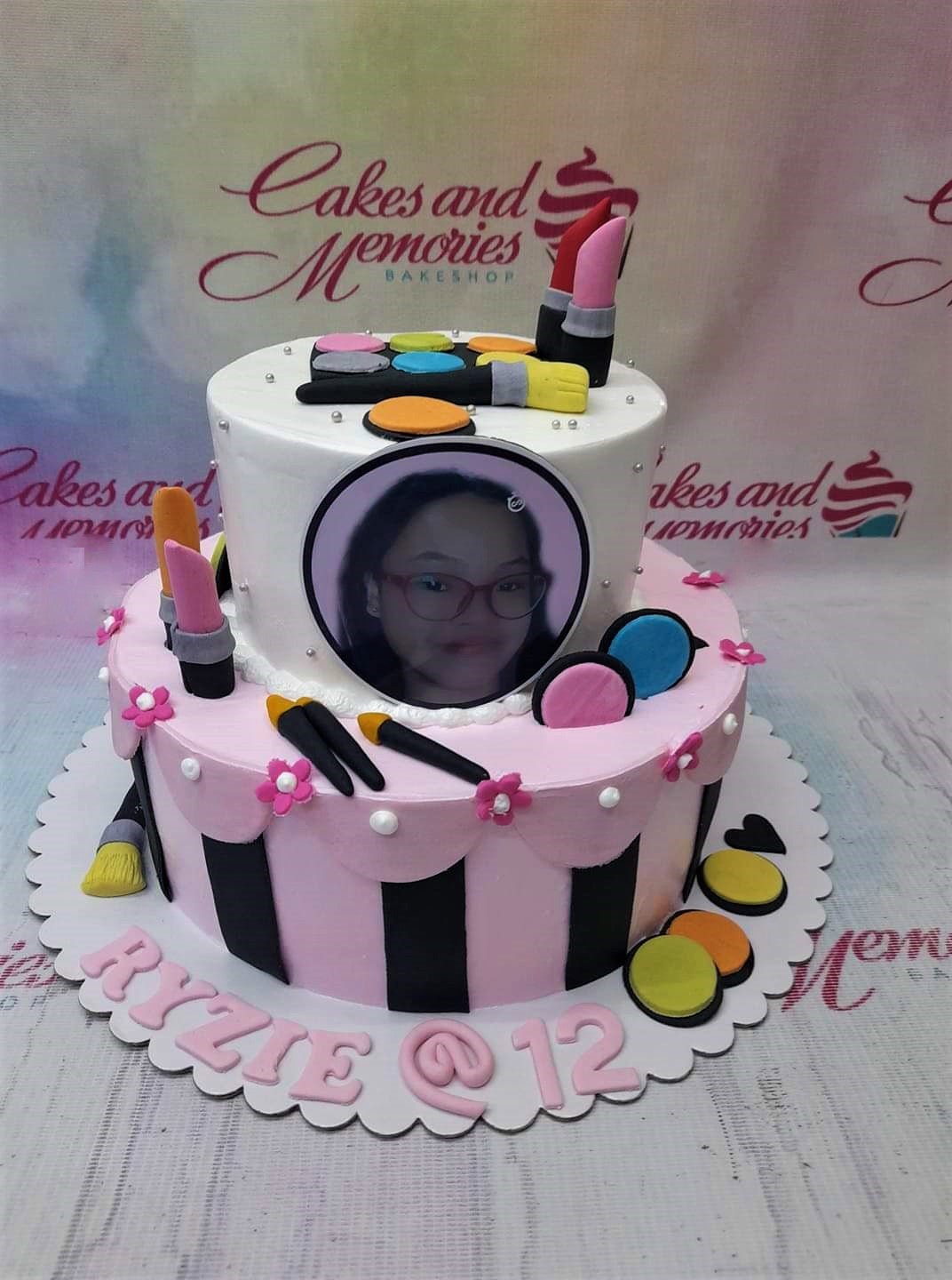 Bags & Shoes Cake - 1130 – Cakes and Memories Bakeshop