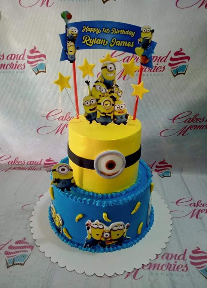 Two-sided wedding cake | Minion wedding cake, Minion birthday cake, Novelty  cakes