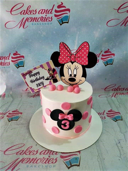 Minnie Mouse Theme Cake by Creme Castle