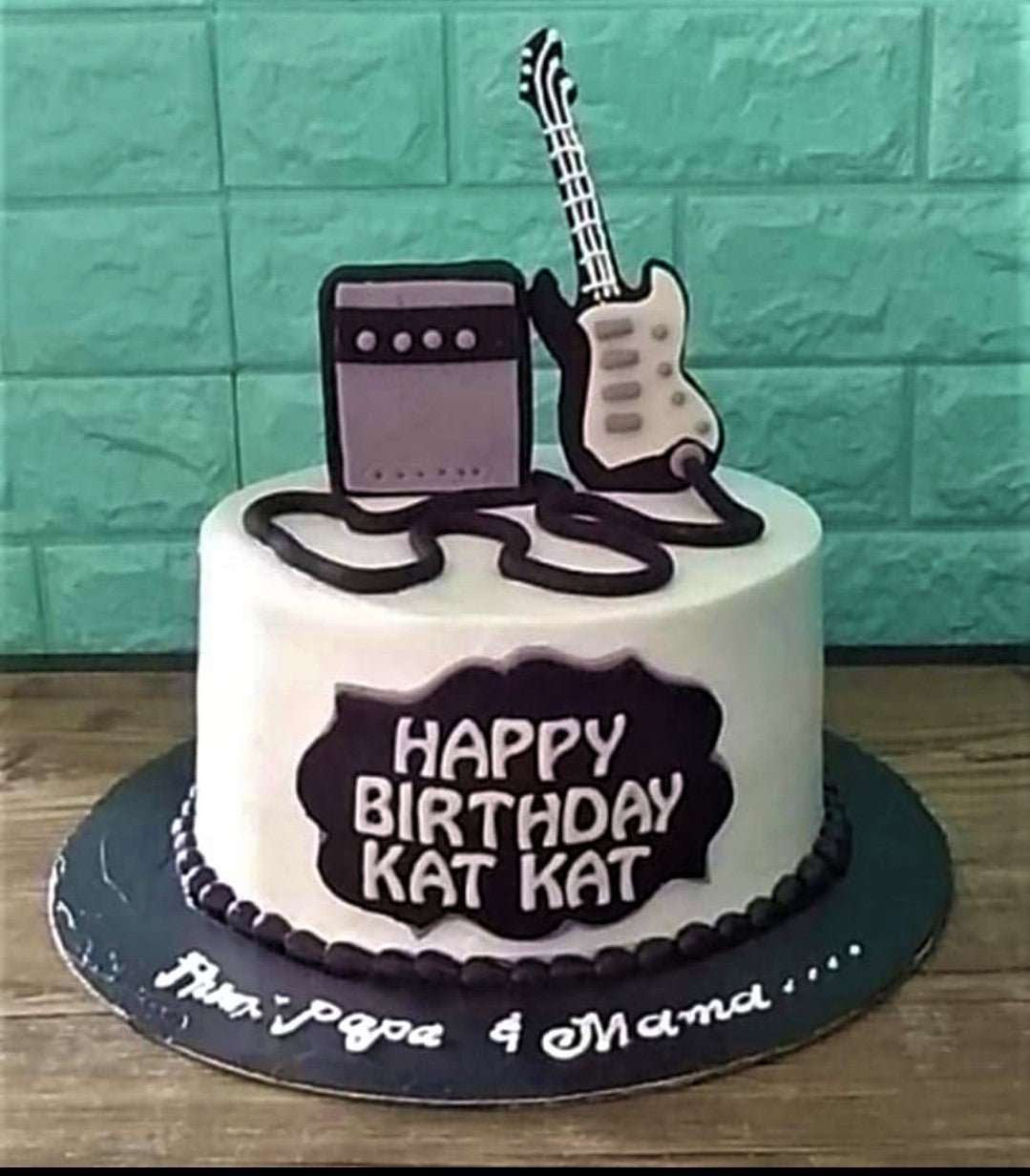 Guitar Cake | Bailey's The Bakers