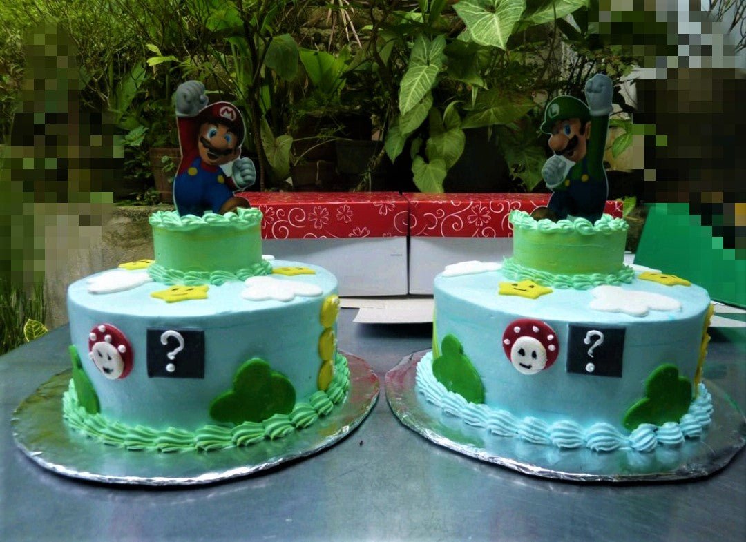 Super Mario Bros cake - Decorated Cake by Star Cakes - CakesDecor
