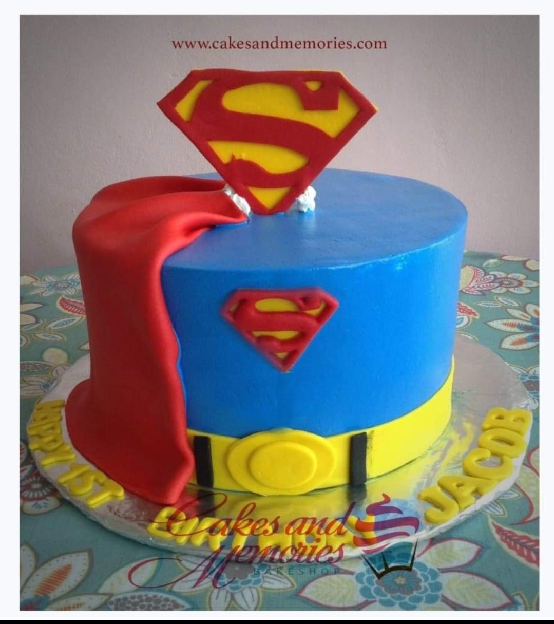 Superman Themed Cake, Packaging Type: Box