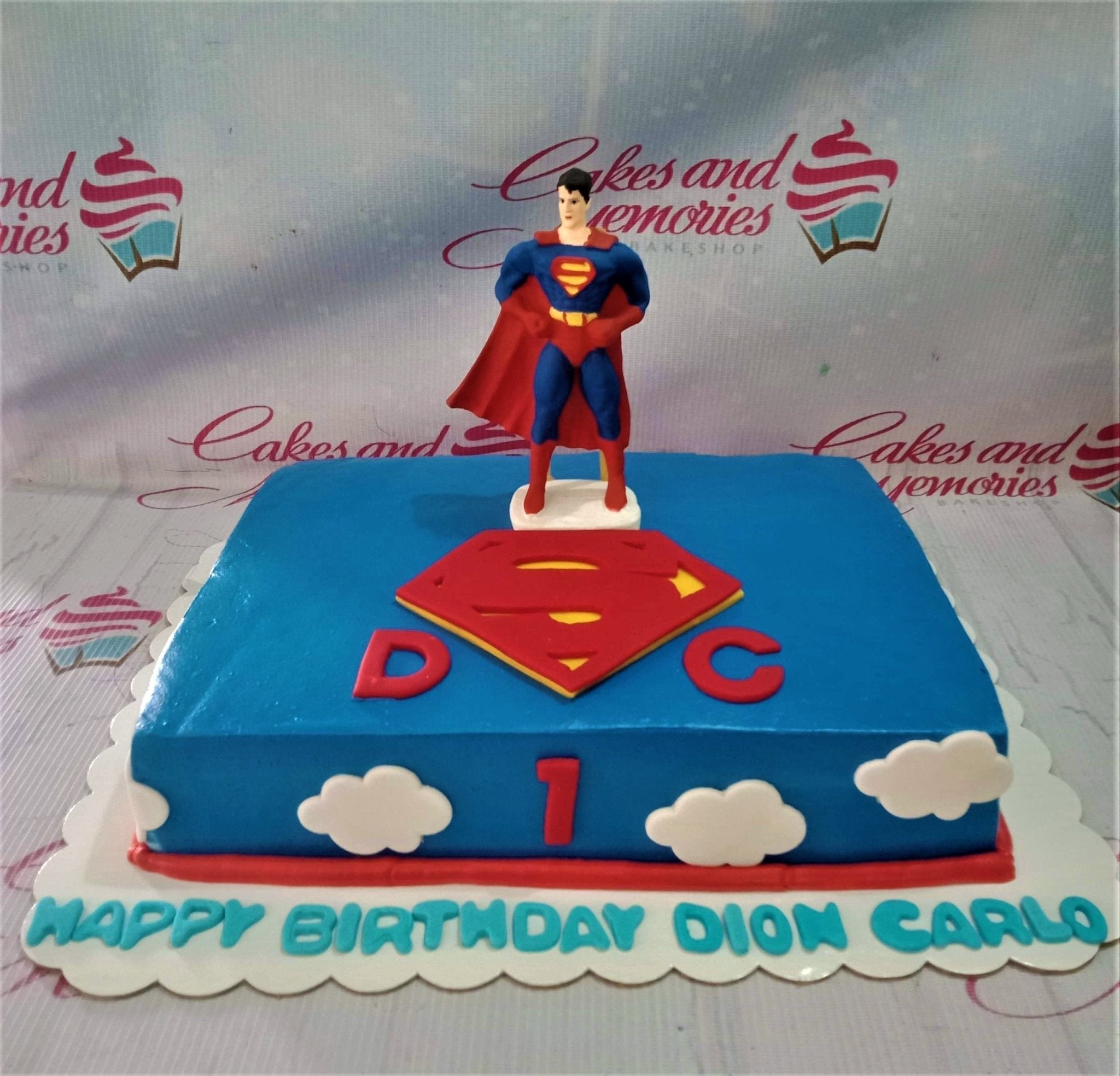 simple superman cake | TikTok