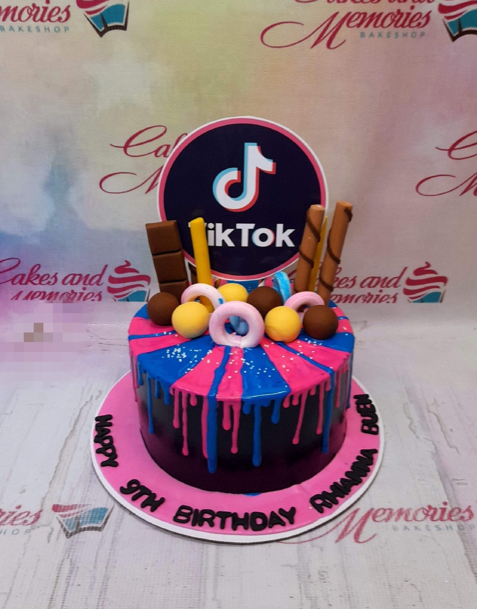 Tiktok Cake - 1104 – Cakes and Memories Bakeshop