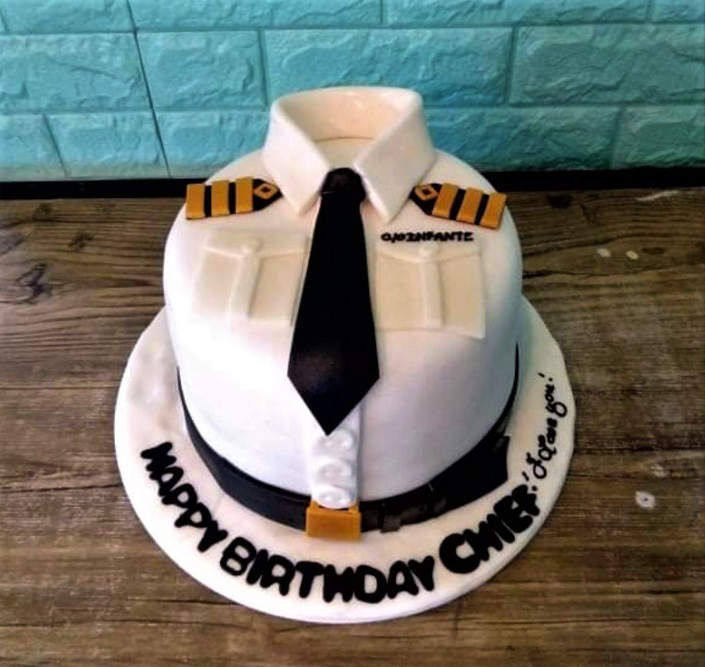 Aviation maintenance graduation cake/airplane birthday cake | Airplane  birthday cakes, Graduation cakes, Airplane cake