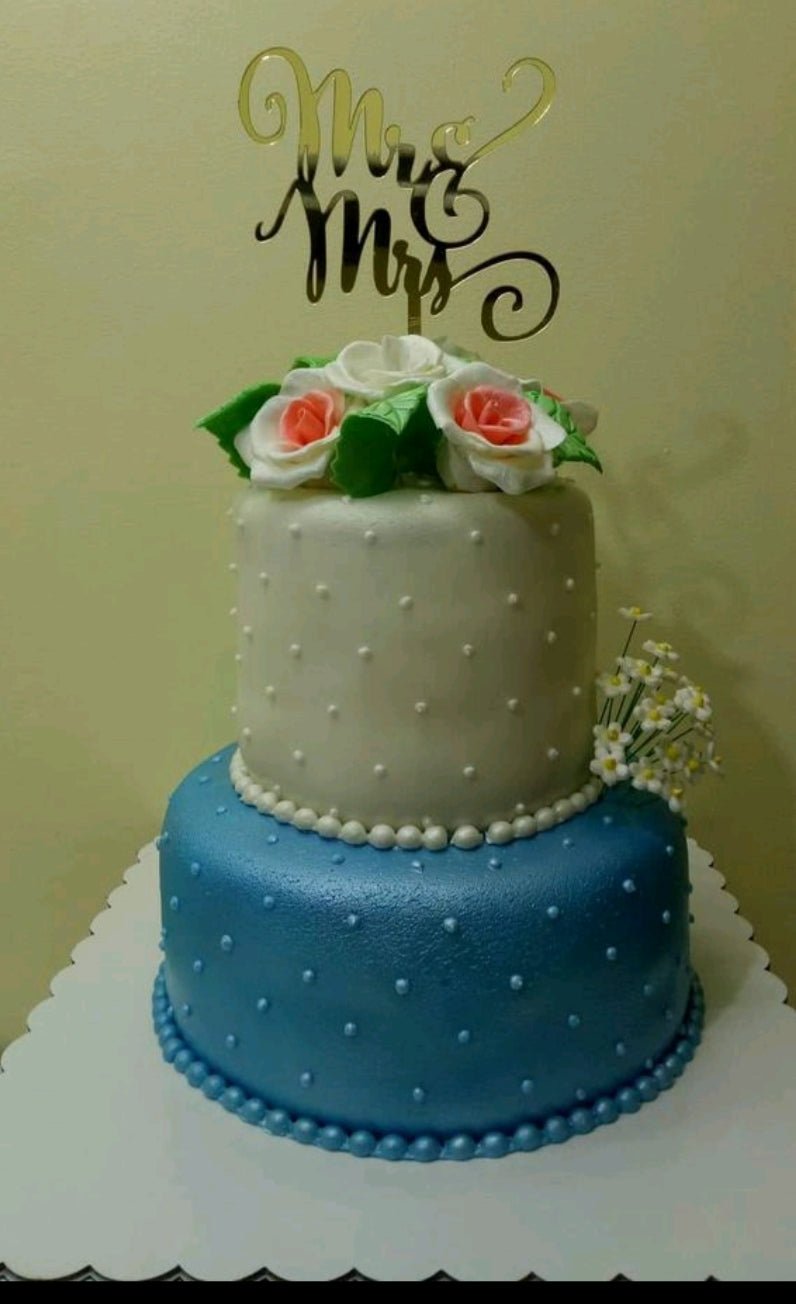 How sweet is this 2nd wedding anniversary cake?! 😍 • • • #rocksugar  #cakedecorating #cakestagram #cakedesign #lasvegas #customcake #cake… |  Instagram